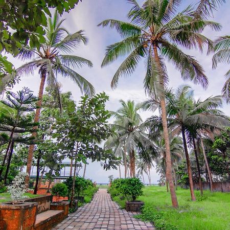 Meenkunnu Beach House By Village Resorts Kannur Esterno foto