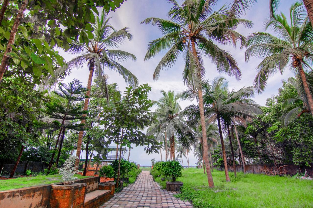 Meenkunnu Beach House By Village Resorts Kannur Esterno foto